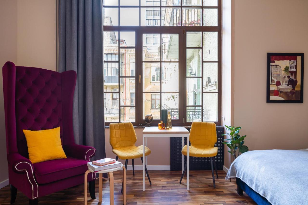 Theatre Boutique Apartments Kiev Bagian luar foto