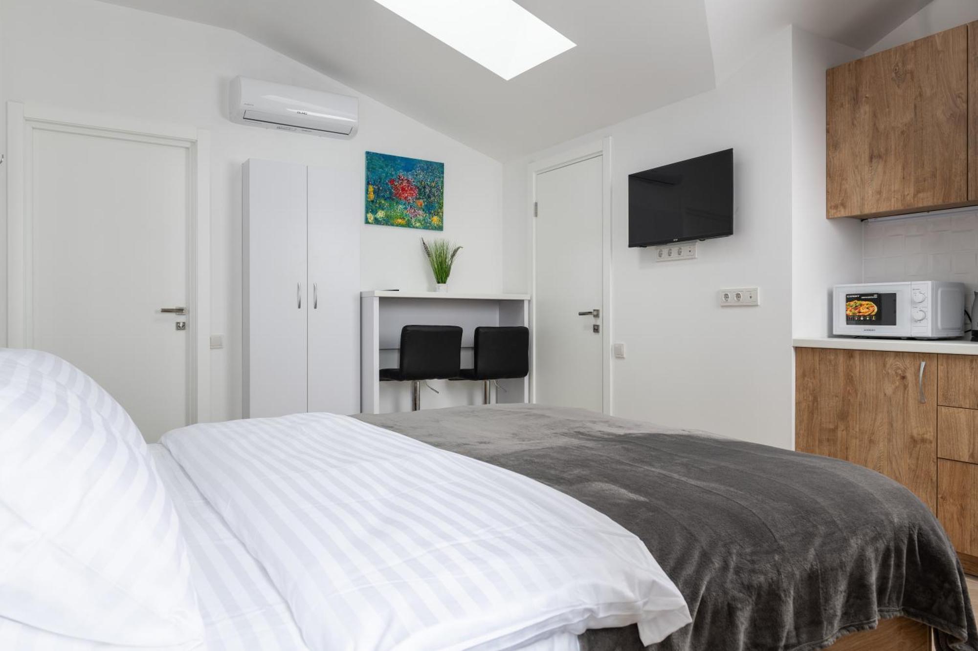 Theatre Boutique Apartments Kiev Bagian luar foto