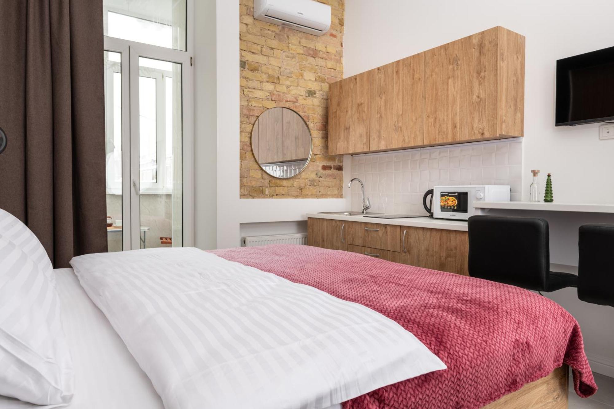 Theatre Boutique Apartments Kiev Bagian luar foto